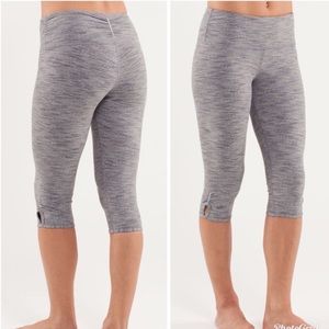 Lululemon Dhanurasana crop pants